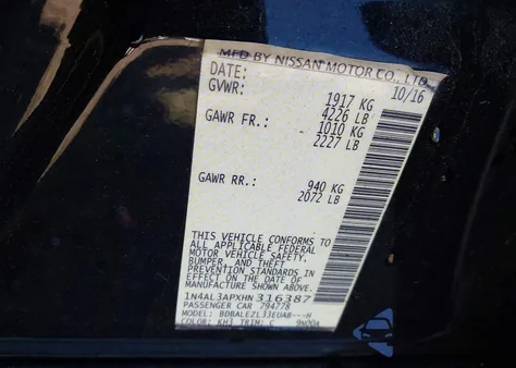 2017 Nissan Altima 2.5 S z USA, uszkodzony, nr VIN 1N4AL3APXHN316387